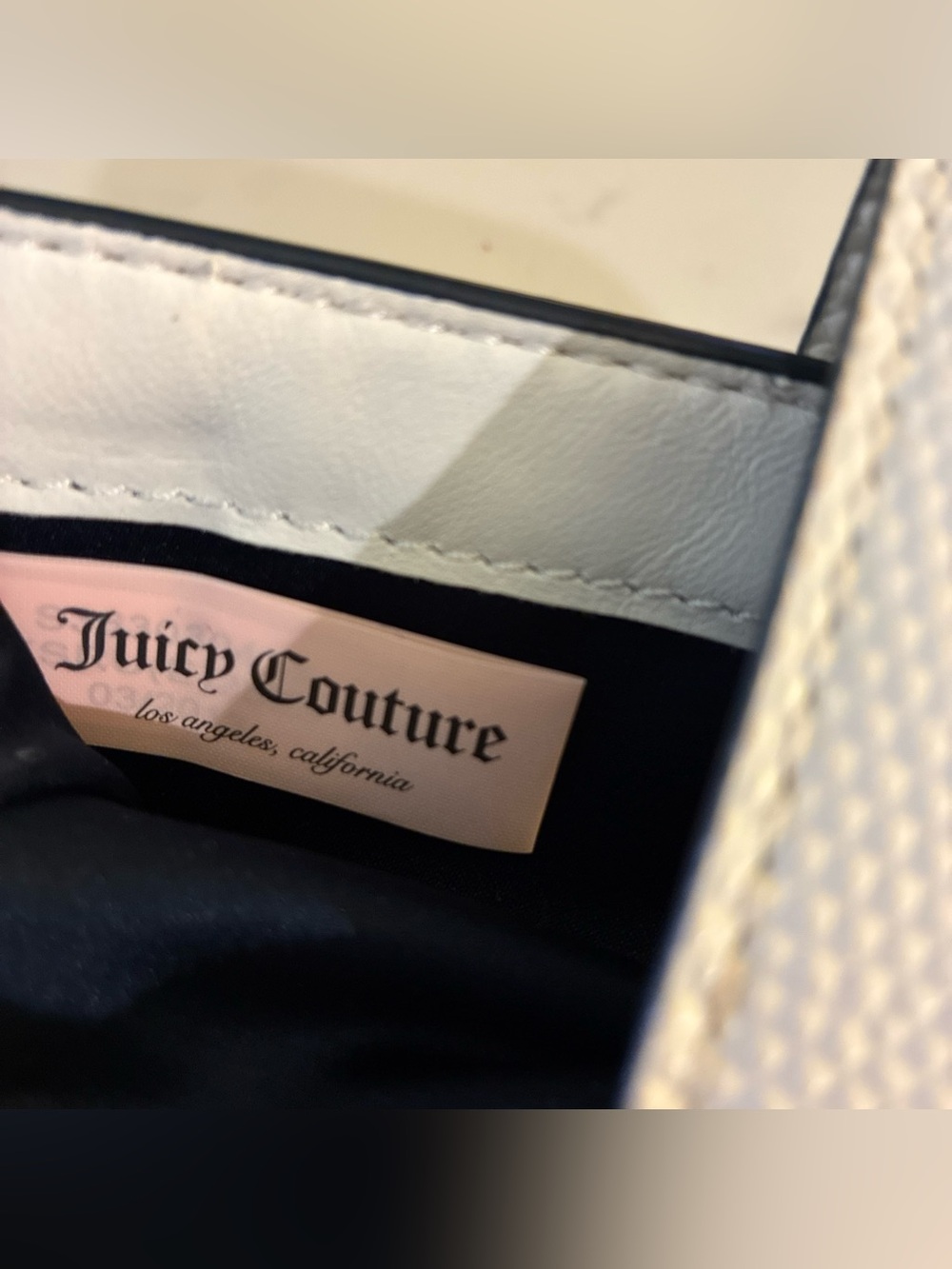 Juicy Couture-Vintage Y2K Leather Bifold Wallet White w/ Gold Studs|EUC|Loud Lux - Picture 6 of 9